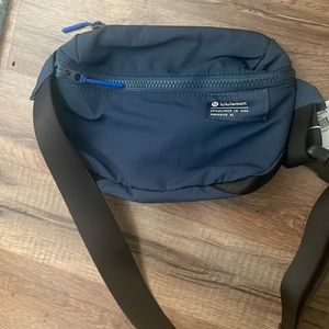 Lululemon Clean Lines Belt Bag nwt- I was sent the wrong color